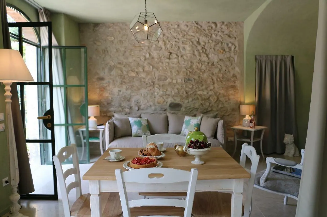 Rambaldi Apartments Casa Nr 4 Бардолино